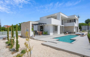 Gorgeous Home In Bilice
